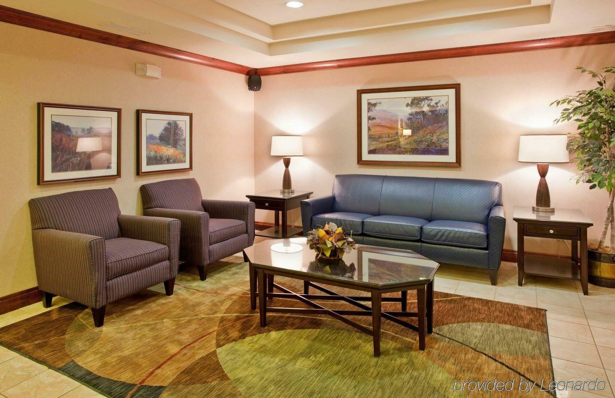Holiday Inn Express Lawrence By Ihg Εξωτερικό φωτογραφία