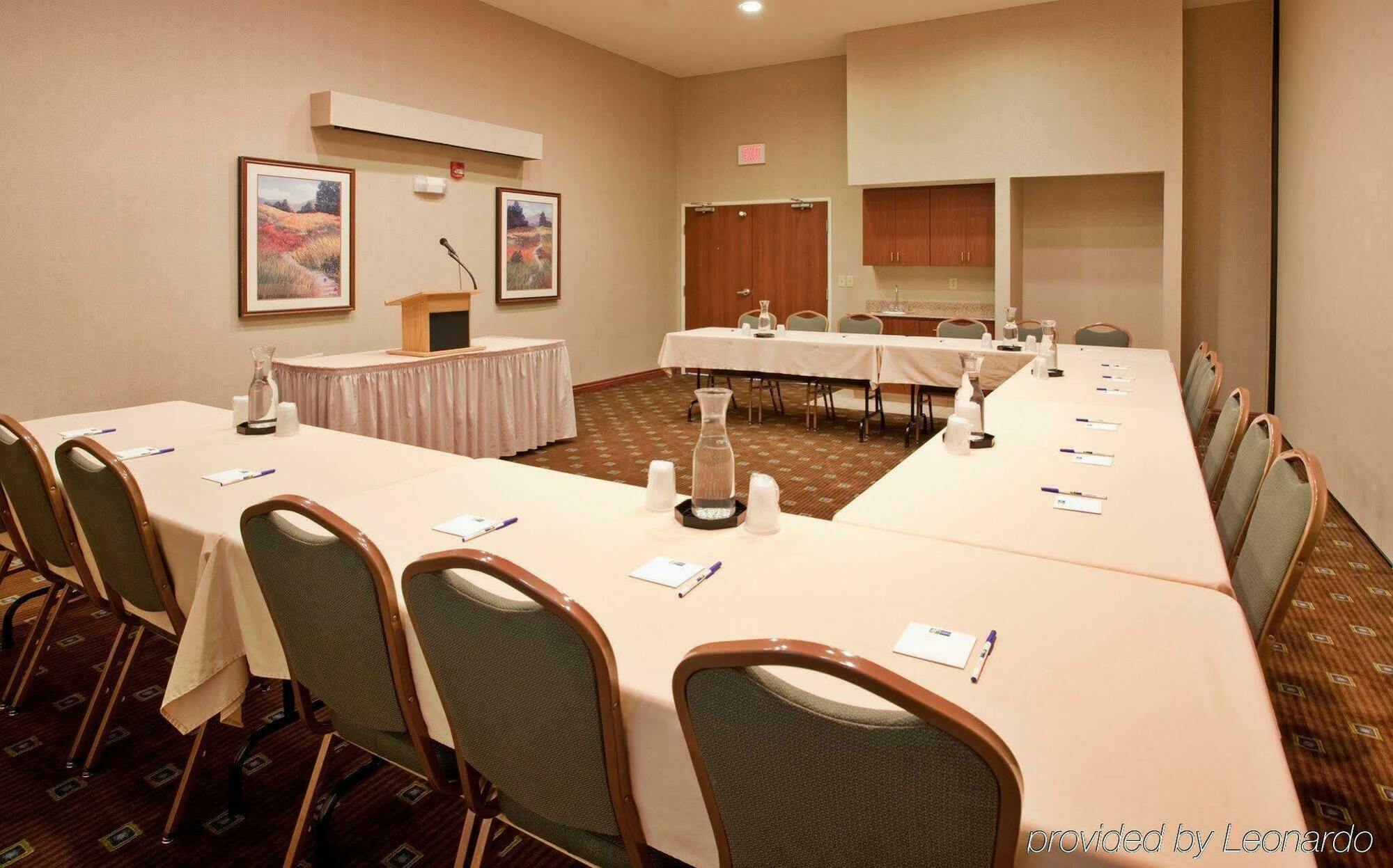 Holiday Inn Express Lawrence By Ihg Εξωτερικό φωτογραφία
